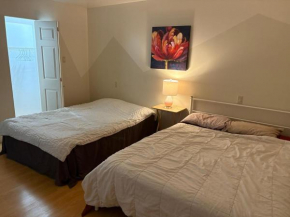 Airport Homestay Surrey- 24 Hrs Self-Checkin 25 Min Drive - Near Restaurants, Shopping, Transit